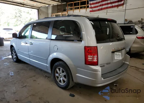 2008 Chrysler Town & Country Touring from USA, damaged, VIN 2A8HR54P38R783127